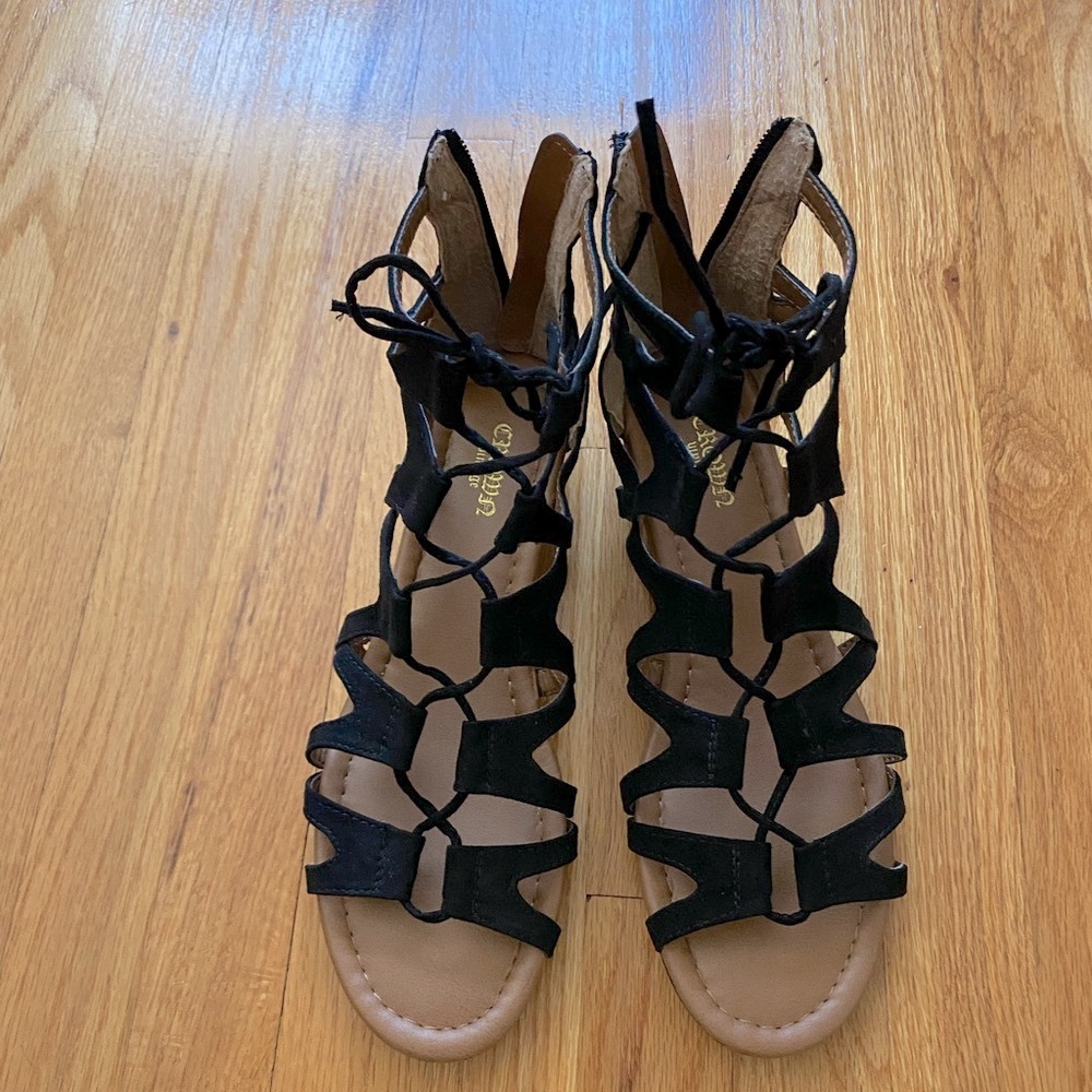 Crown Vintage Black Gladiator Sandals